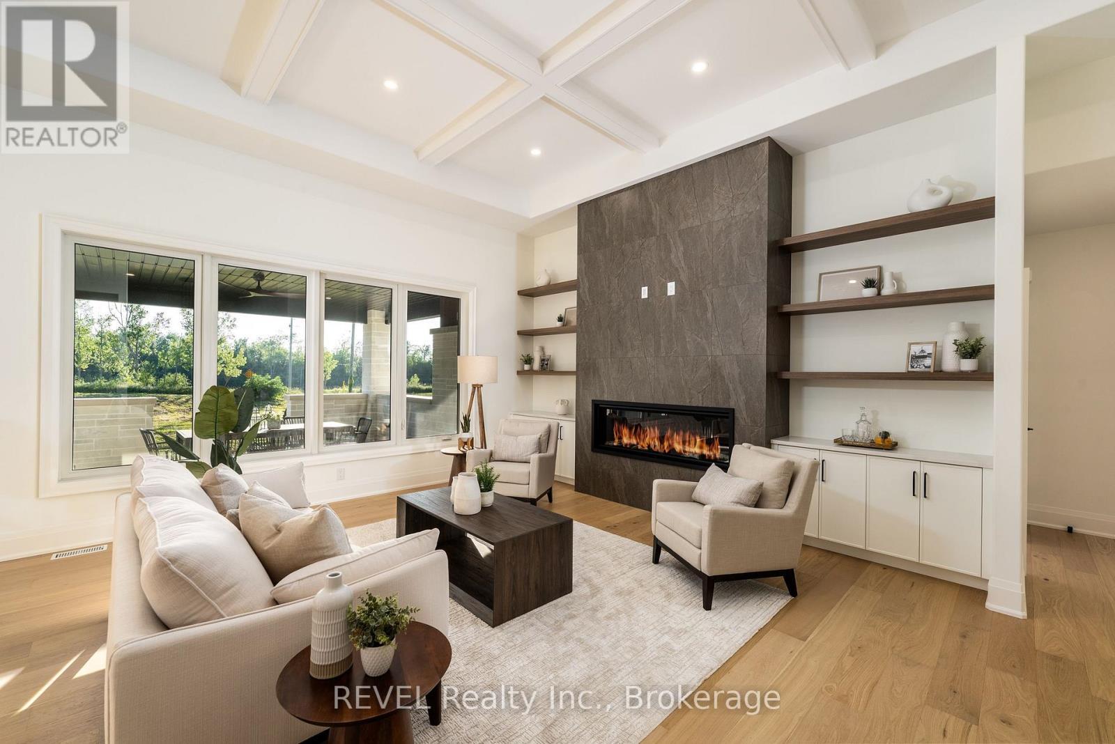 1 Anchor Road, Thorold (Port Robinson), ON - Indoor Photo Showing Living Room With Fireplace