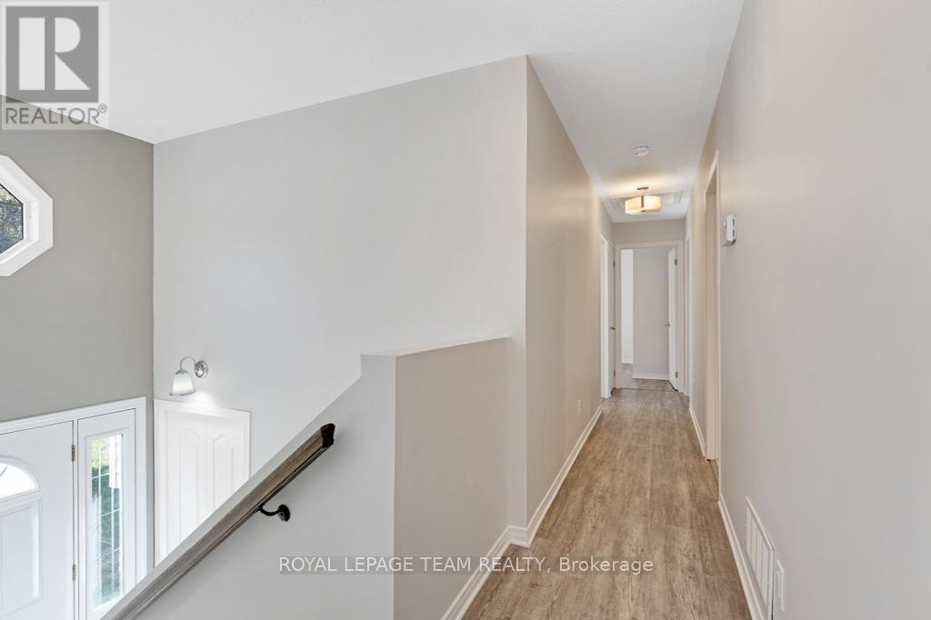 712 Hyndman Road, Edwardsburgh/Cardinal, ON - Indoor Photo Showing Other Room