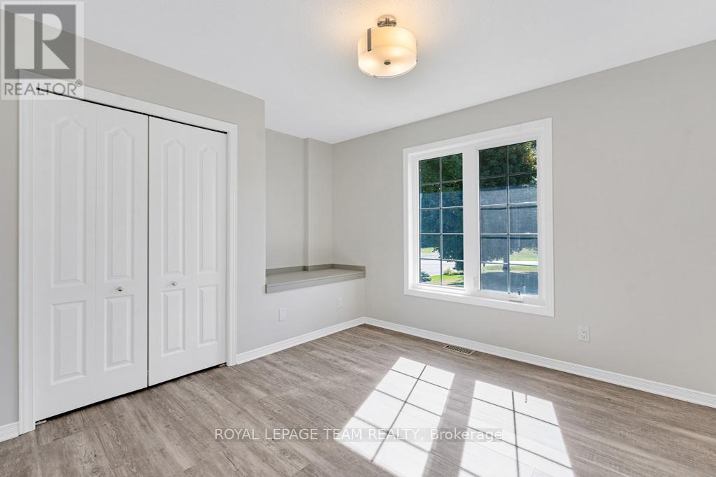 712 Hyndman Road, Edwardsburgh/Cardinal, ON - Indoor Photo Showing Other Room