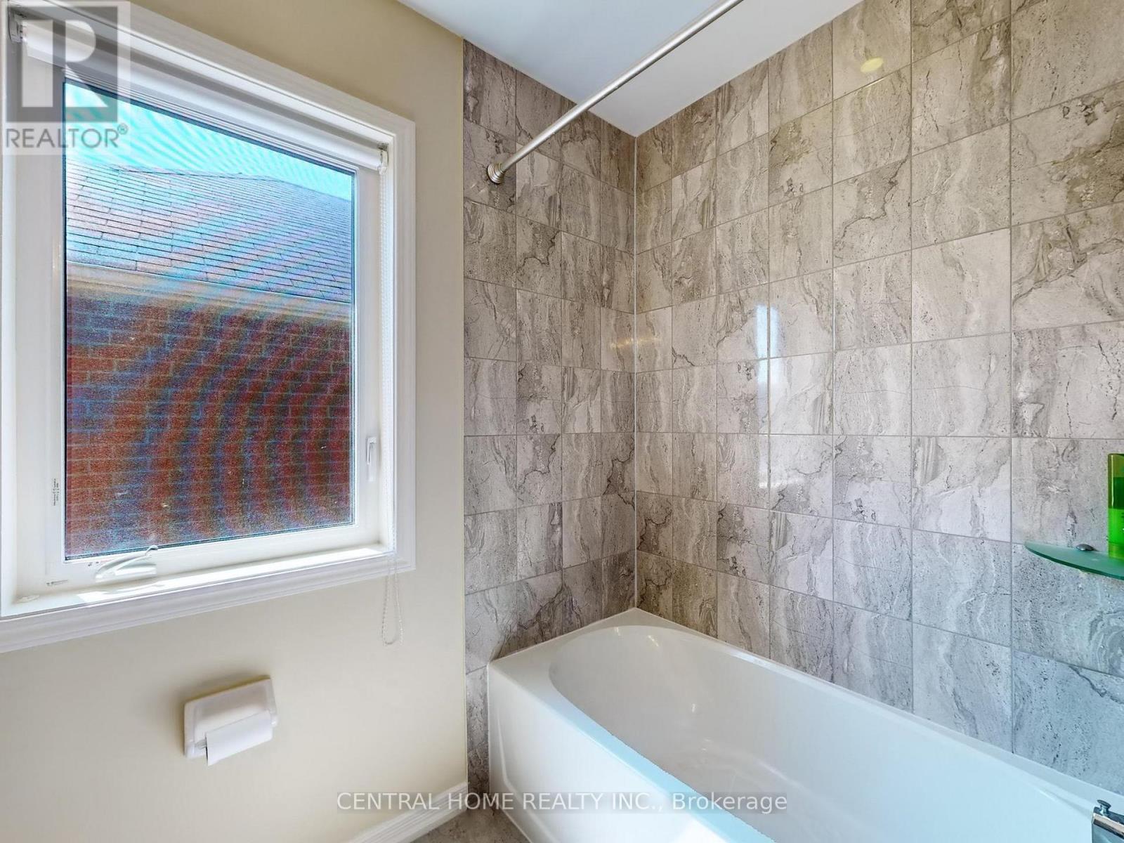 19 Camilleri Road, Ajax, ON - Indoor Photo Showing Bathroom