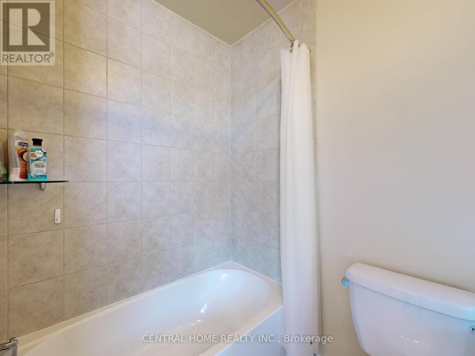 19 Camilleri Road, Ajax, ON - Indoor Photo Showing Bathroom