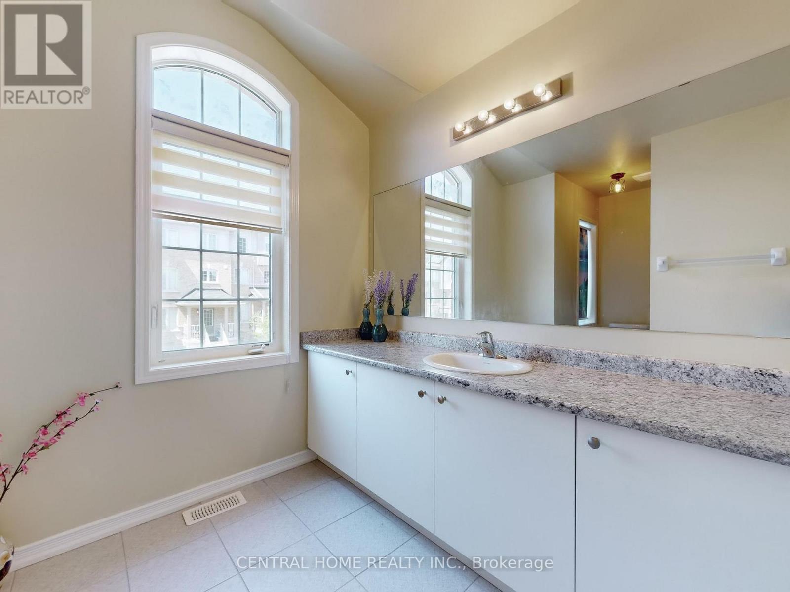 19 Camilleri Road, Ajax, ON - Indoor Photo Showing Bathroom