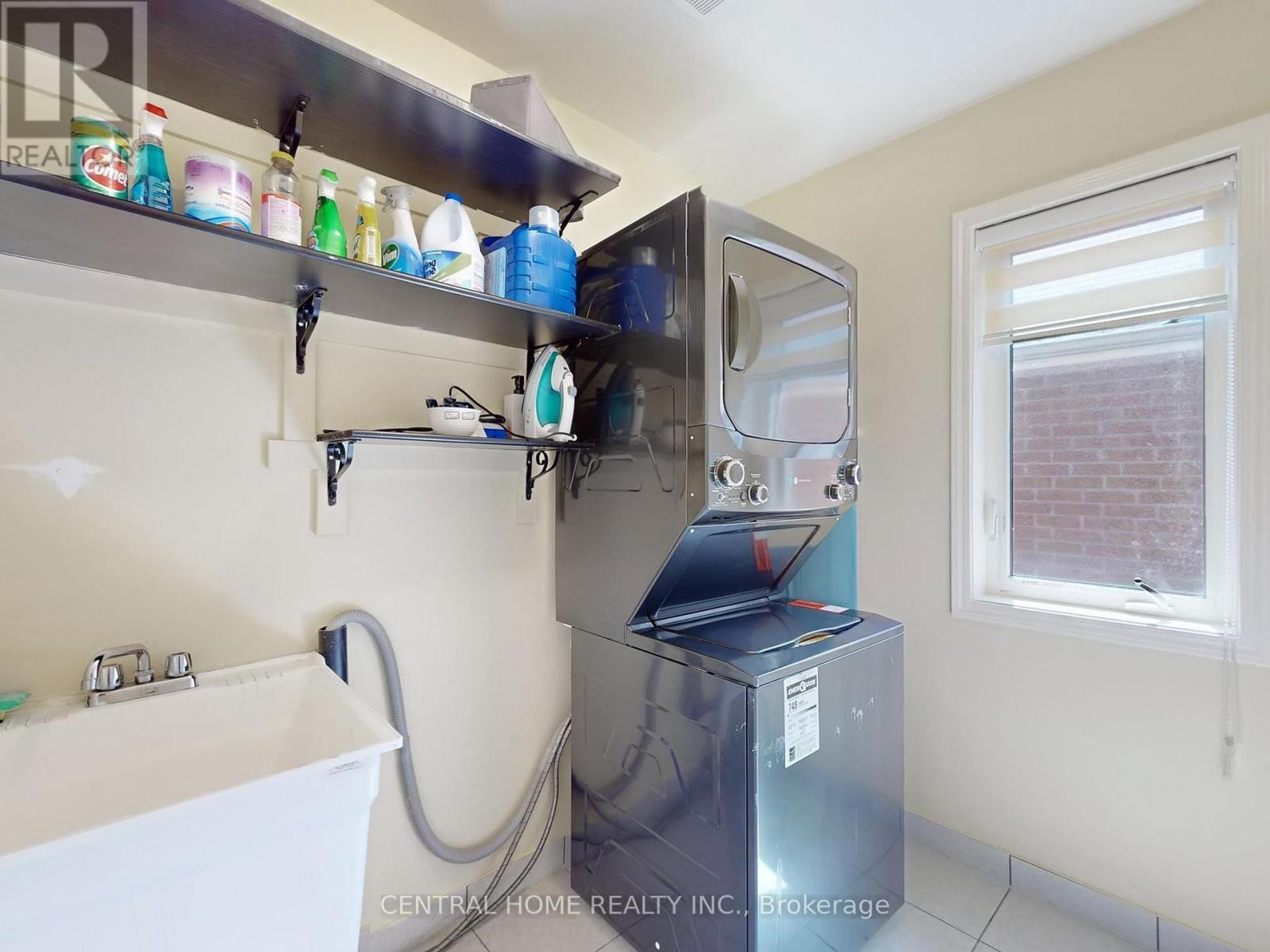 19 Camilleri Road, Ajax, ON - Indoor Photo Showing Laundry Room