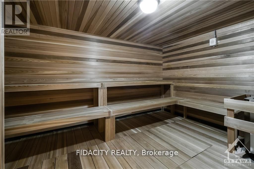 1002 - 101 Queen Street, Ottawa, ON - Indoor Photo Showing Other Room