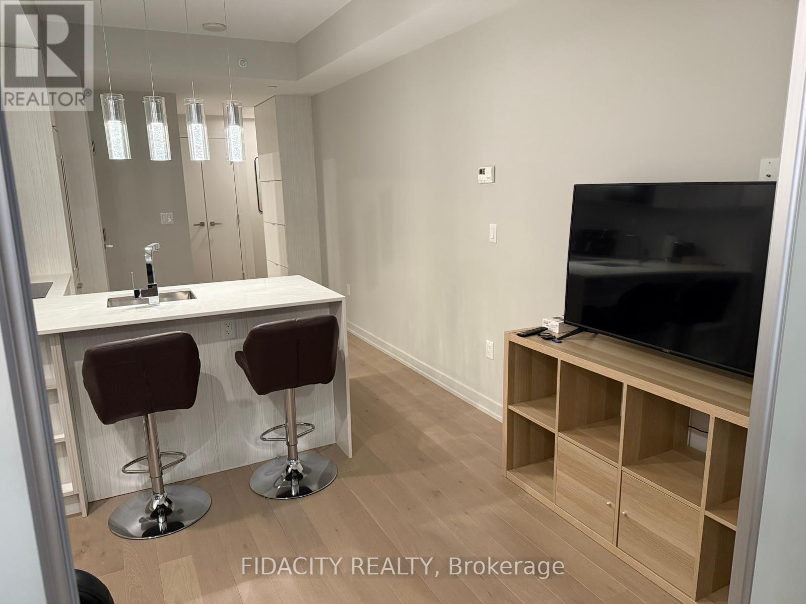 1002 - 101 Queen Street, Ottawa, ON - Indoor