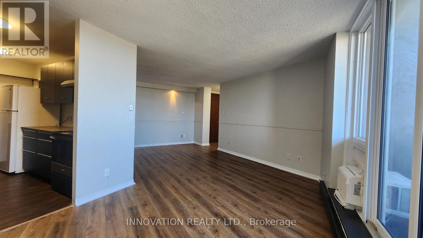 1406 - 2020 Jasmine Crescent, Ottawa, ON - Indoor