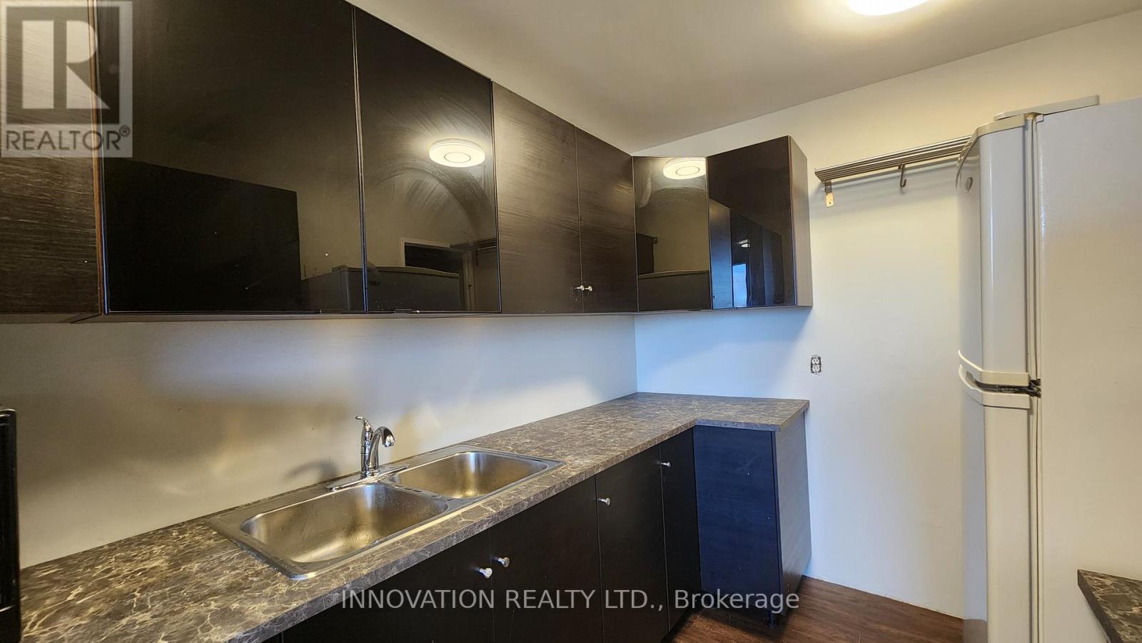 1406 - 2020 Jasmine Crescent, Ottawa, ON - Indoor Photo Showing Other Room