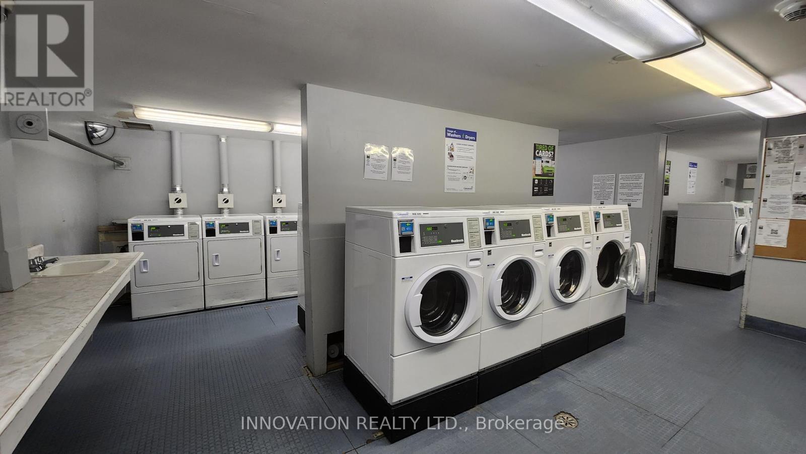1406 - 2020 Jasmine Crescent, Ottawa, ON - Indoor Photo Showing Laundry Room
