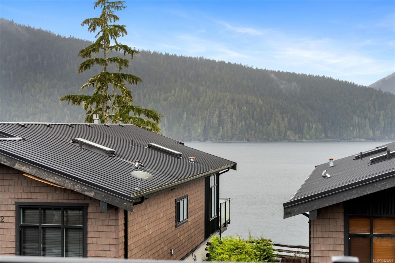 221-6596 Baird Rd, Port Renfrew, BC