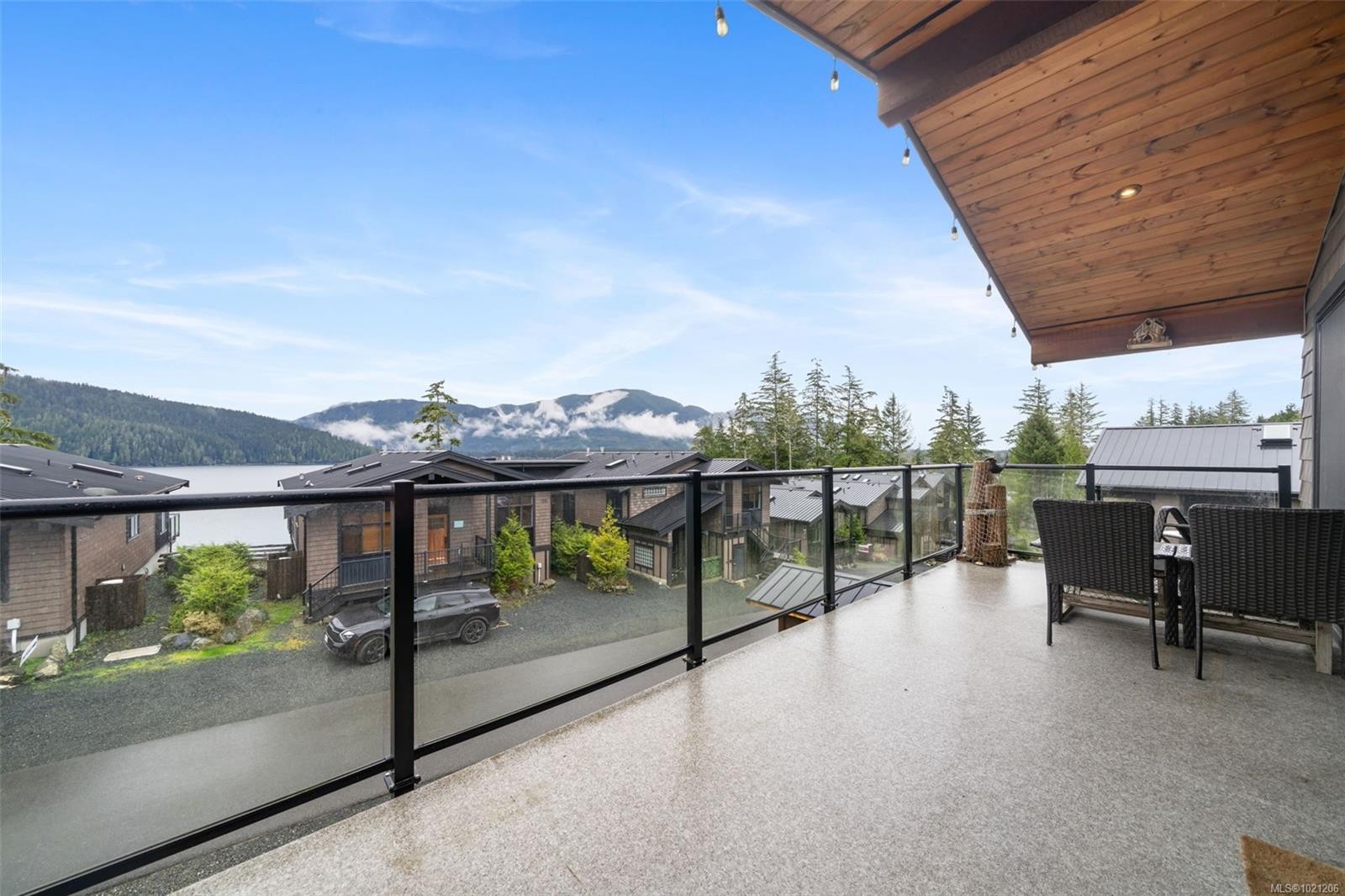 221-6596 Baird Rd, Port Renfrew, BC