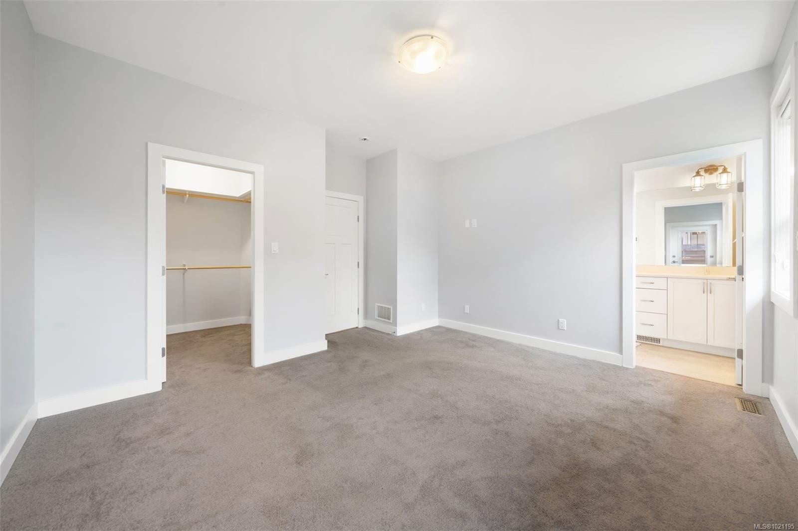 374 Point Ideal Dr, Lake Cowichan, BC