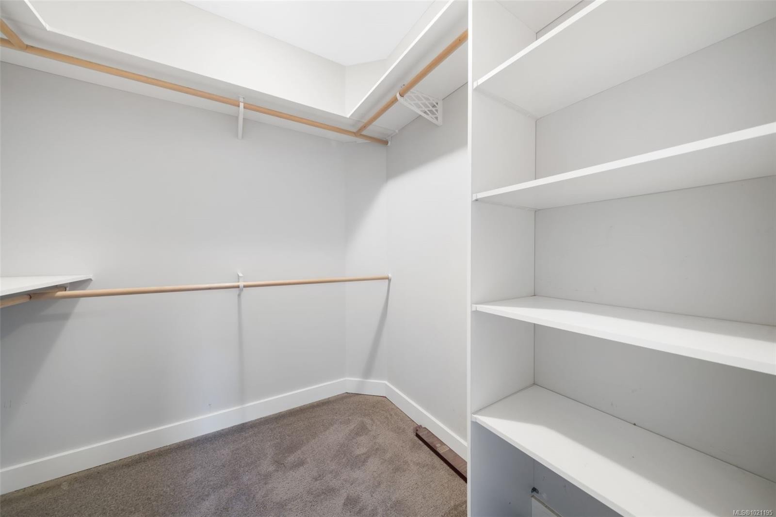 374 Point Ideal Dr, Lake Cowichan, BC