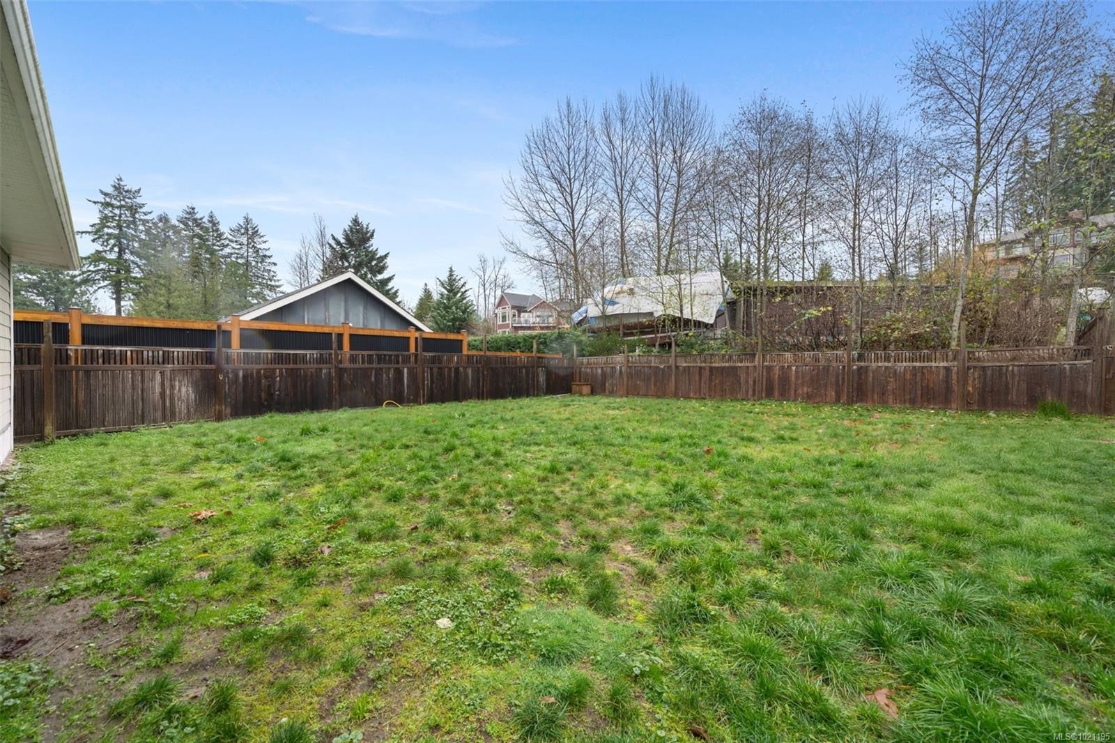 374 Point Ideal Dr, Lake Cowichan, BC