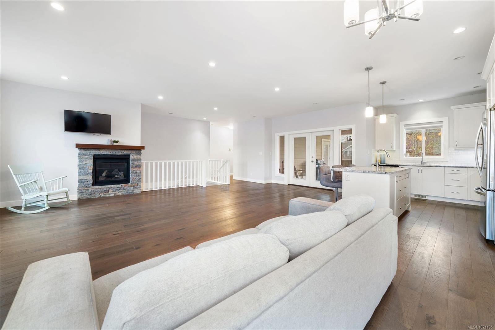 374 Point Ideal Dr, Lake Cowichan, BC