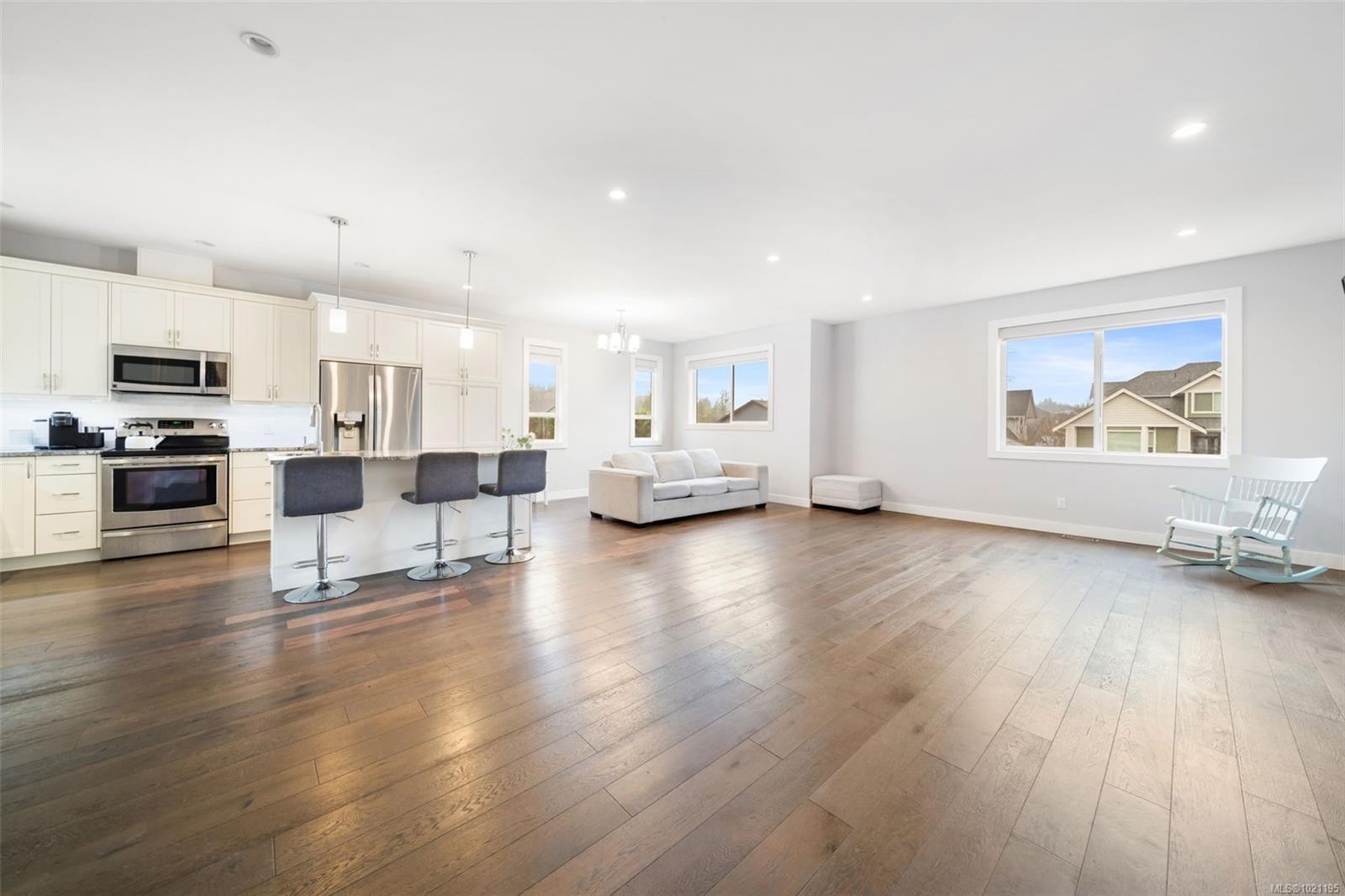 374 Point Ideal Dr, Lake Cowichan, BC