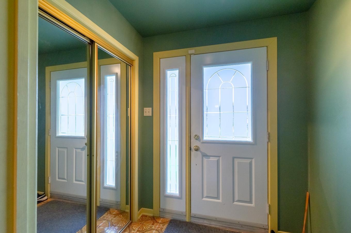 Hall - 7240 Rue Turner, Brossard, QC - Indoor Photo Showing Other Room