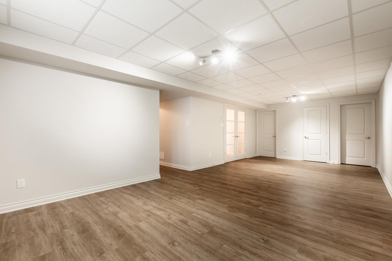 Family room - 4041 Rue Des Bolets, Saint-Bruno-De-Montarville, QC - Indoor Photo Showing Other Room