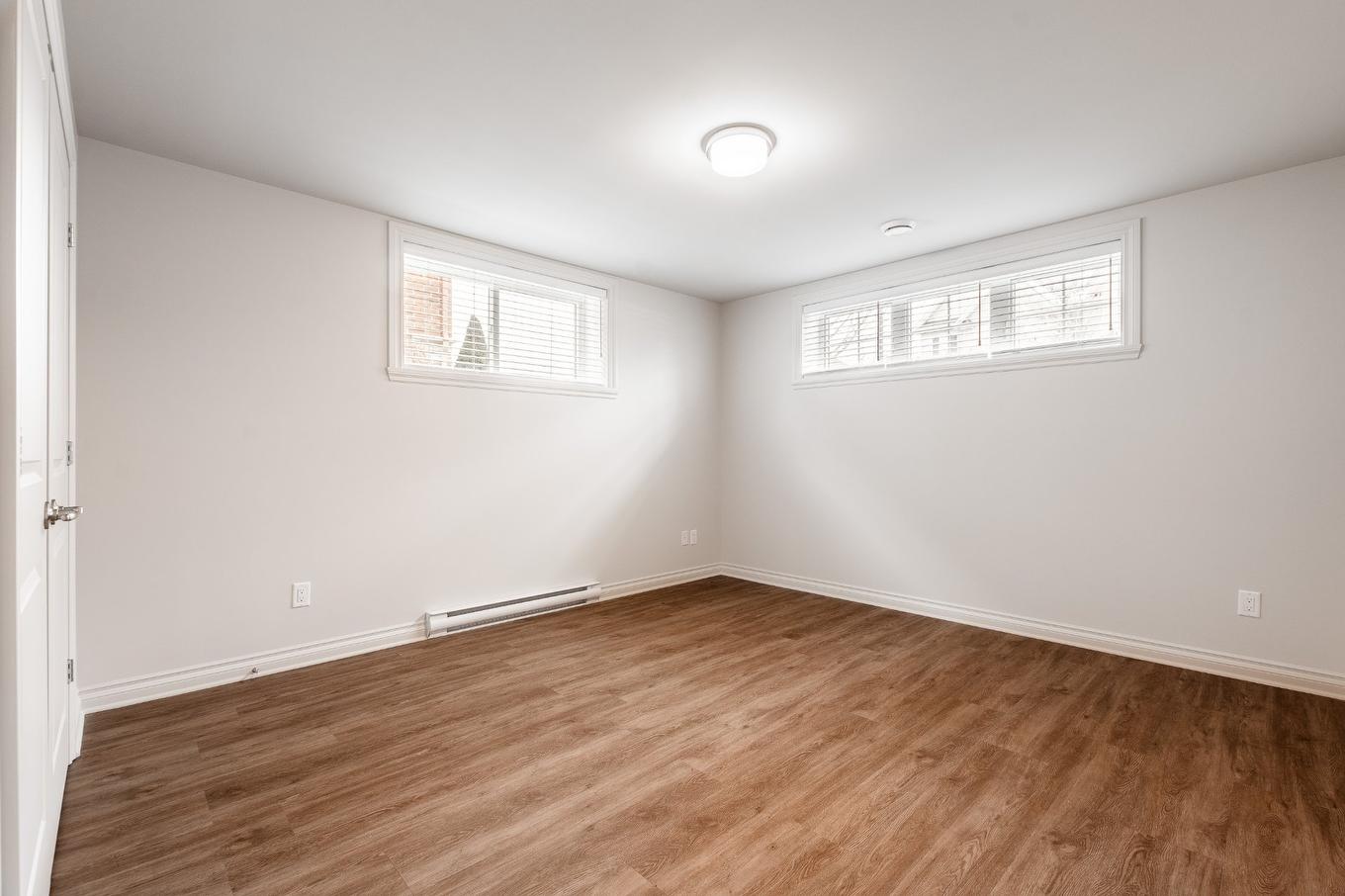 Bedroom - 4041 Rue Des Bolets, Saint-Bruno-De-Montarville, QC - Indoor Photo Showing Other Room