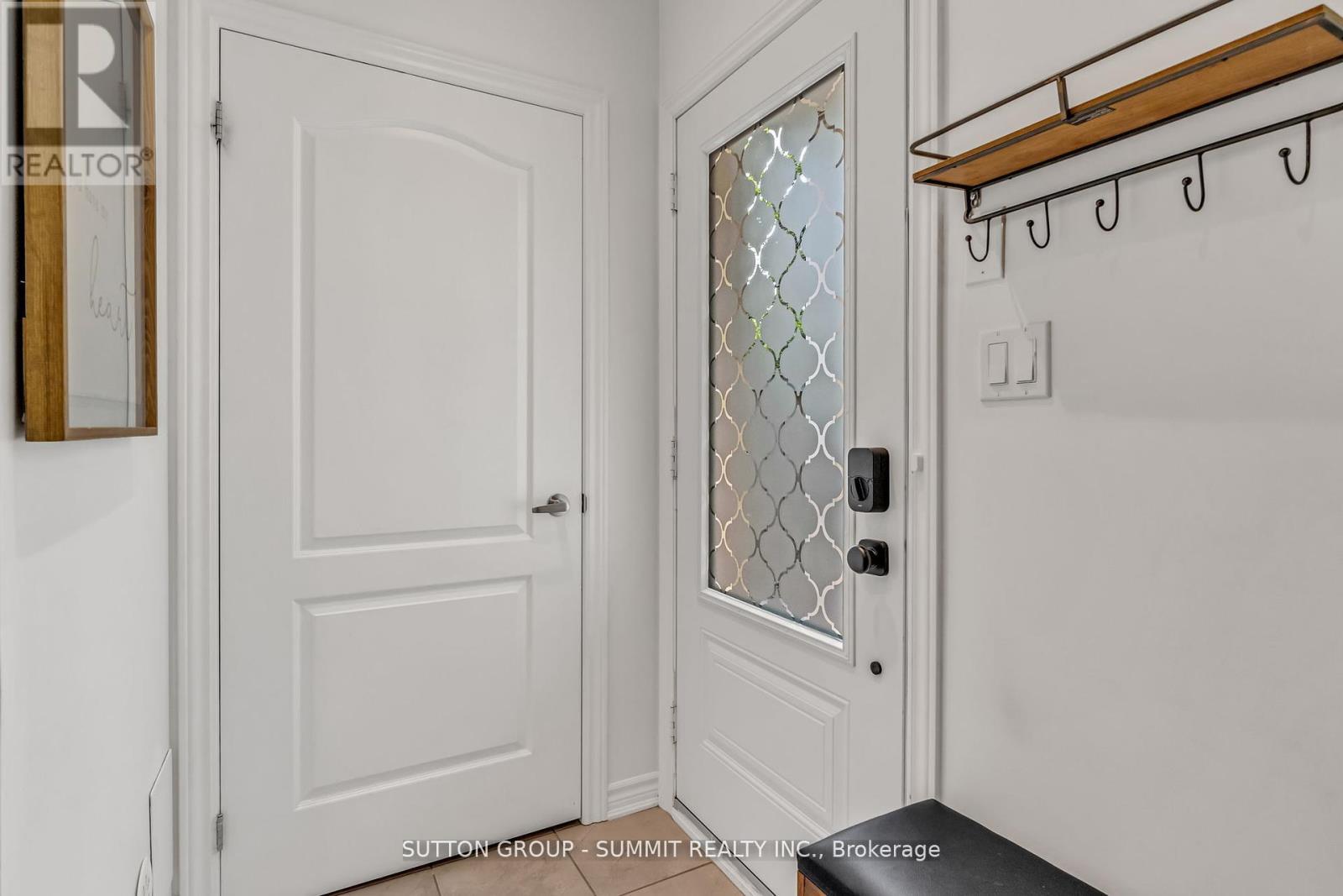 53 - 636 Evans Avenue S, Toronto, ON - Indoor Photo Showing Other Room