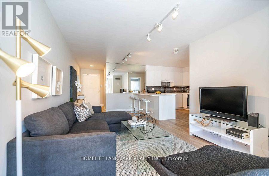 1401 - 298 Jarvis Street, Toronto, ON - Indoor Photo Showing Living Room