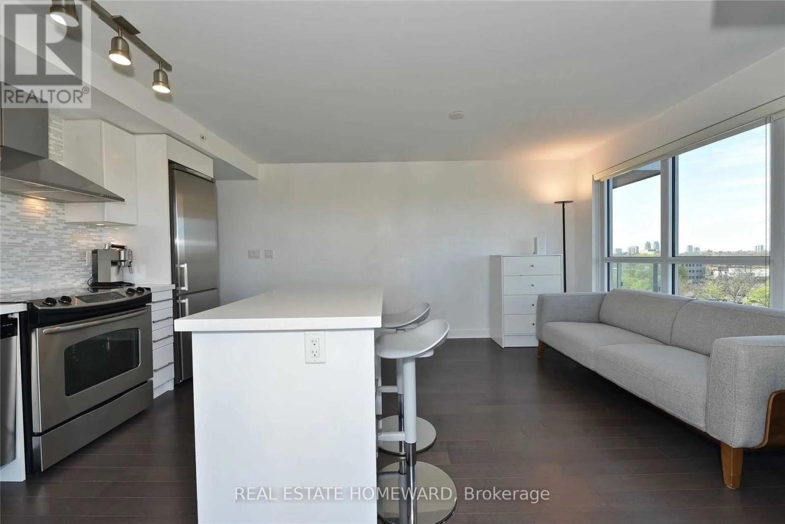 602 - 58 Orchard View Boulevard, Toronto, ON - Indoor