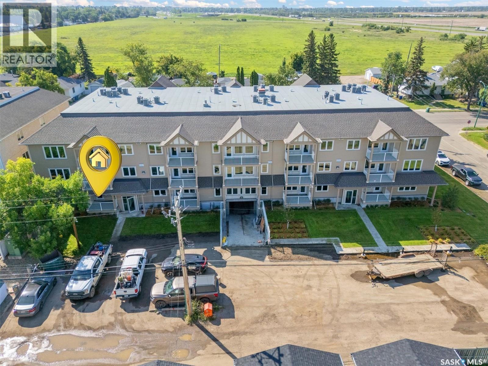 102 318 108Th Street, Saskatoon, SK - Outdoor With View