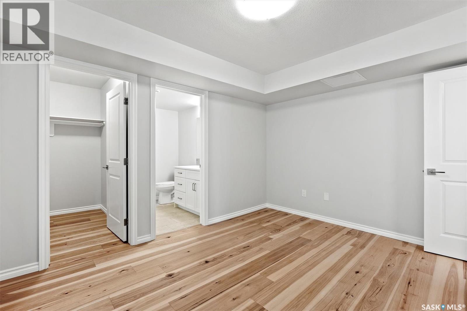 102 318 108Th Street, Saskatoon, SK - Indoor Photo Showing Other Room