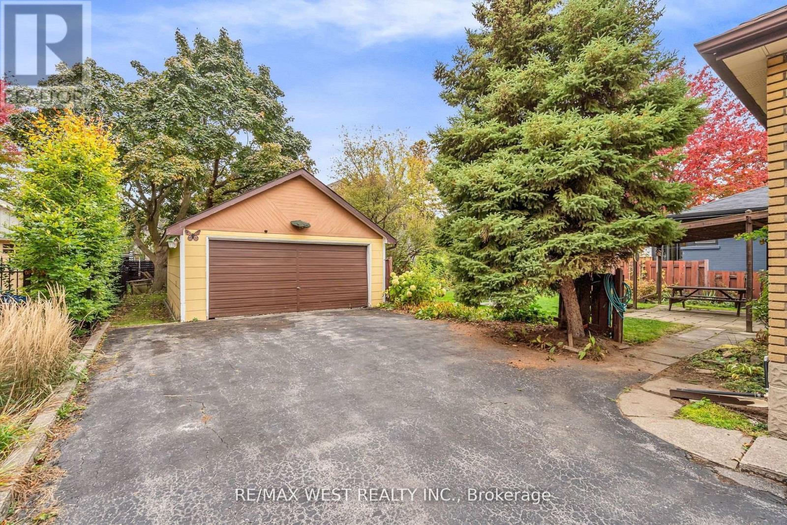 90 Napier Street, Vaughan, ON - Outdoor