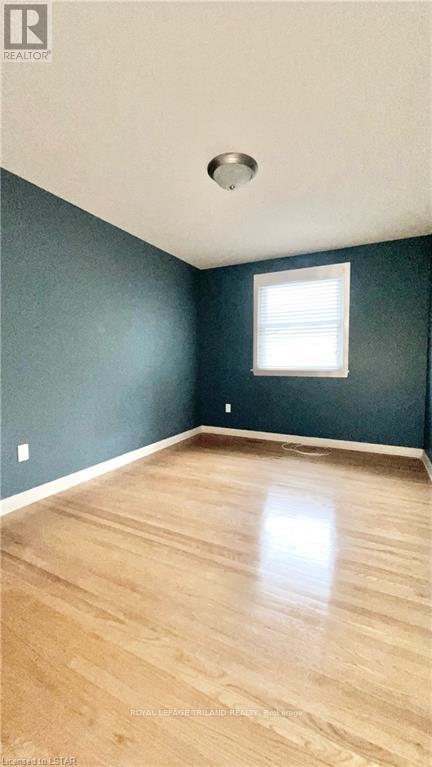 Main Level & Second Floor - 867 Viscount Road S, London South (South N), ON