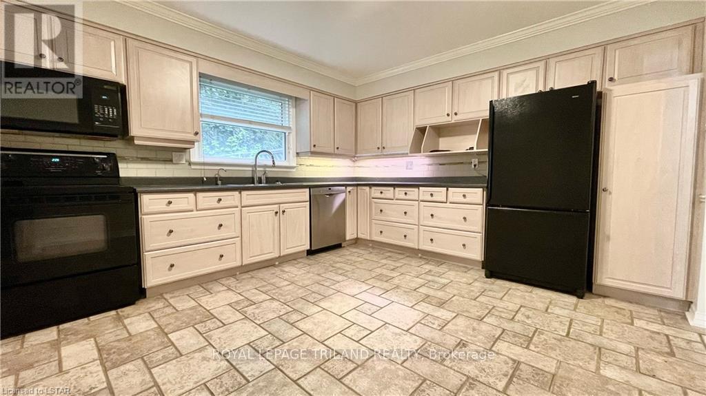 Main Level & Second Floor - 867 Viscount Road S, London South (South N), ON