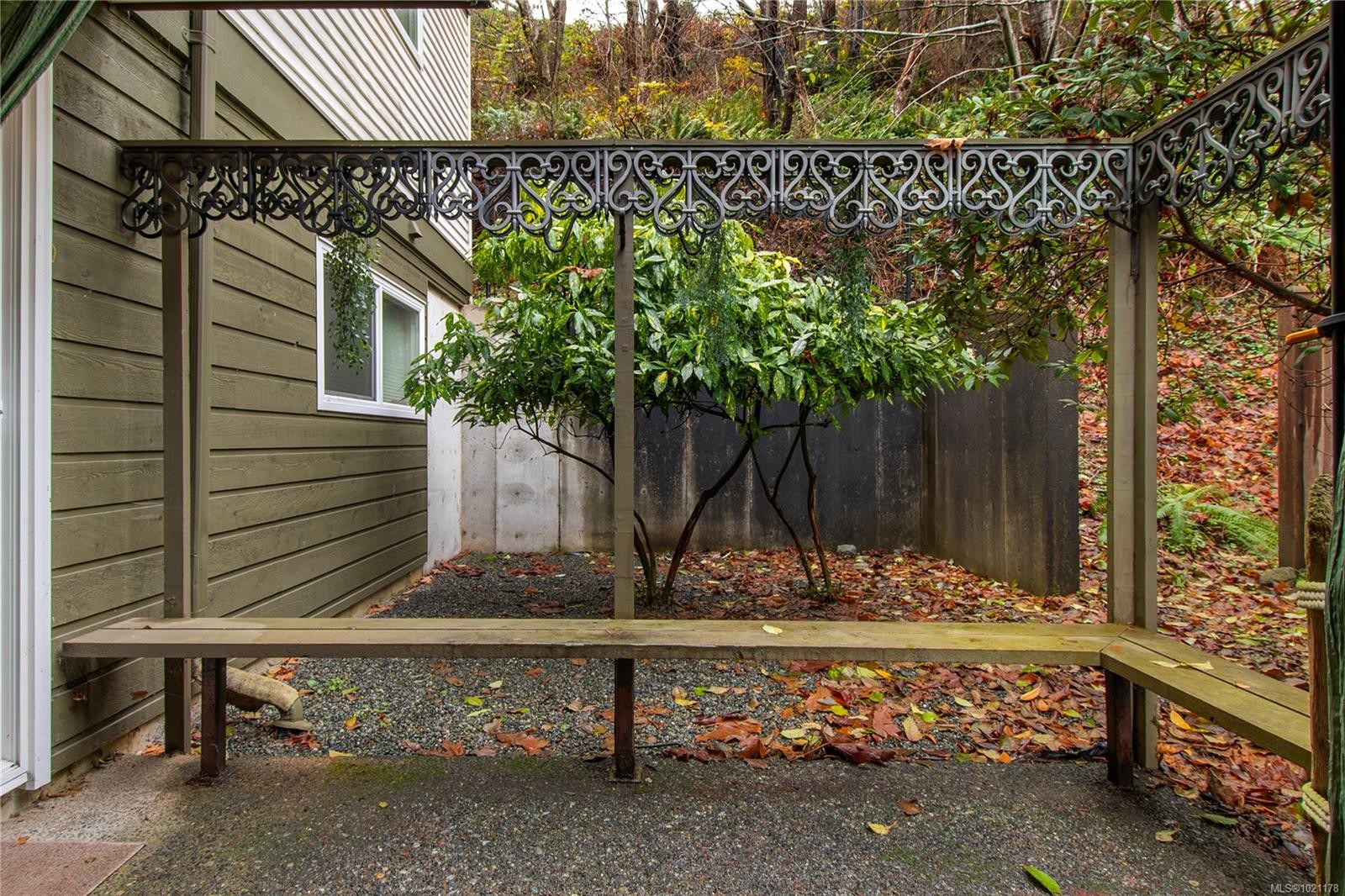 105-962 Island Hwy South, Campbell River, BC - Outdoor With Exterior