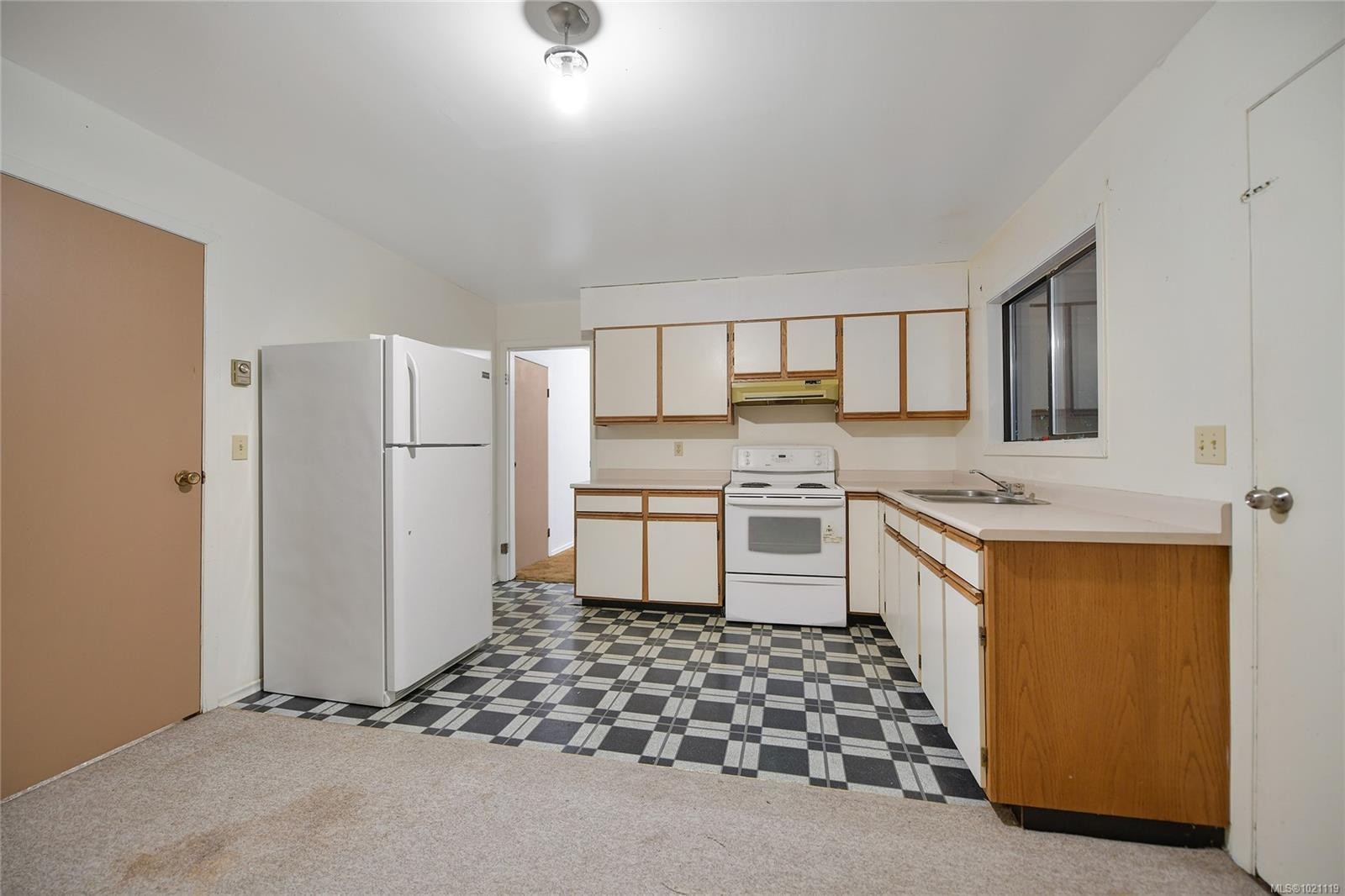 133 Werra Rd, View Royal, BC