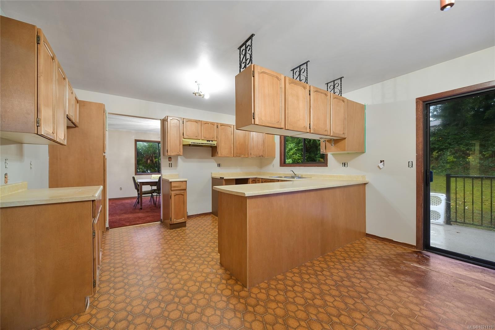 133 Werra Rd, View Royal, BC