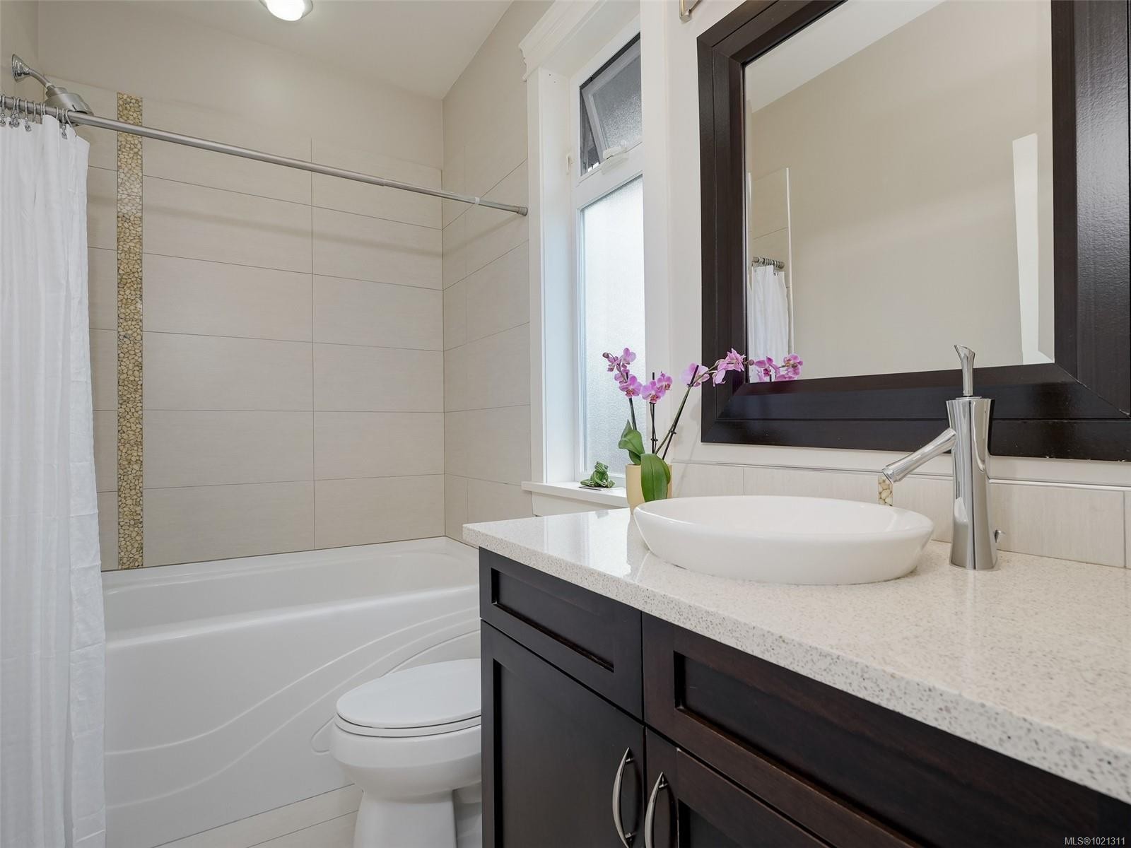 4-209 Superior St, Victoria, BC