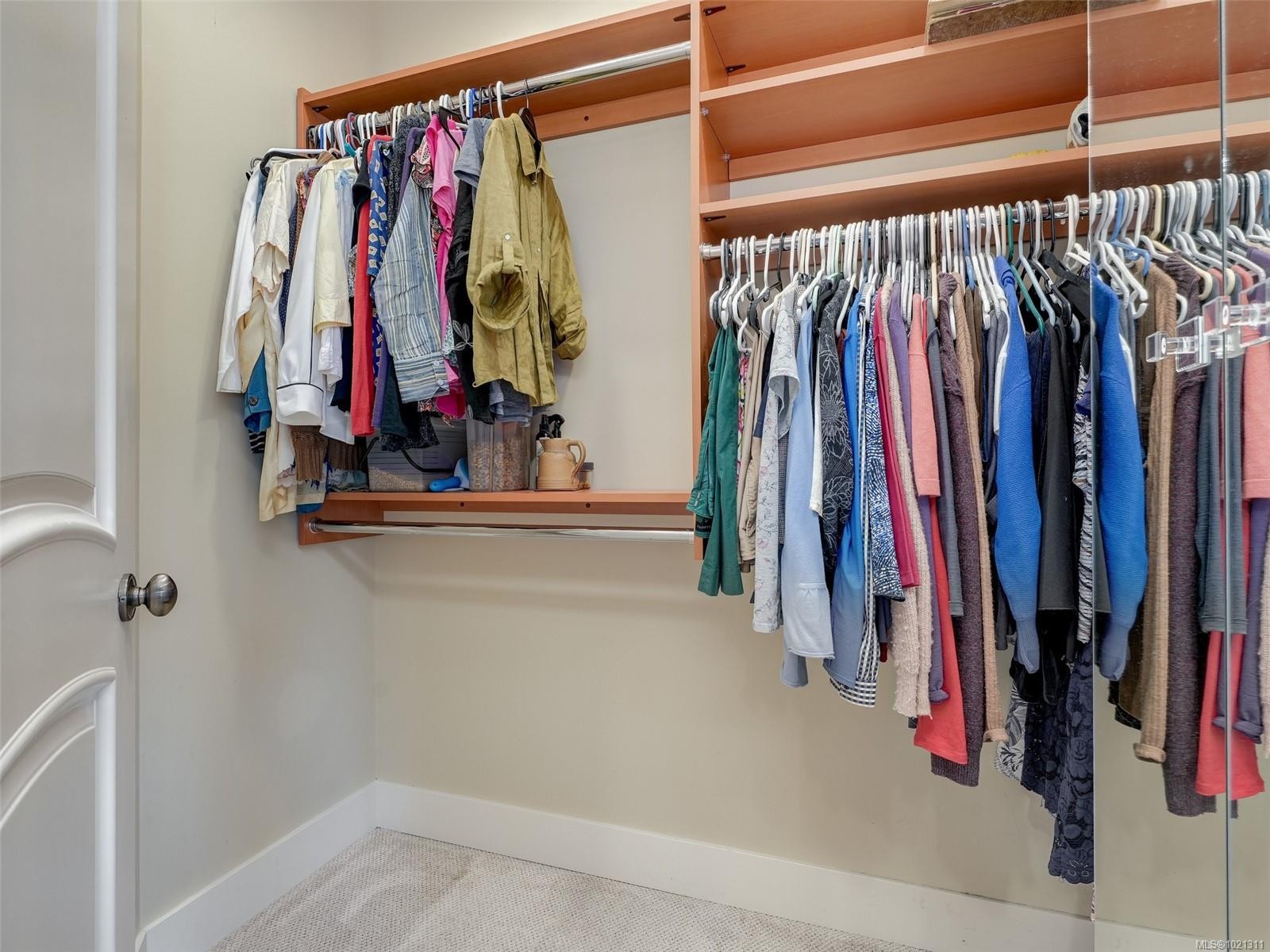 4-209 Superior St, Victoria, BC