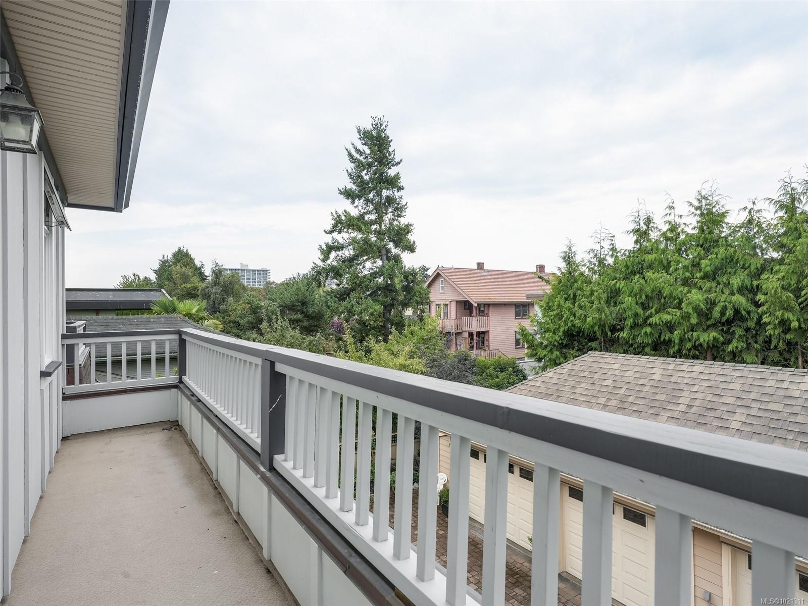 4-209 Superior St, Victoria, BC