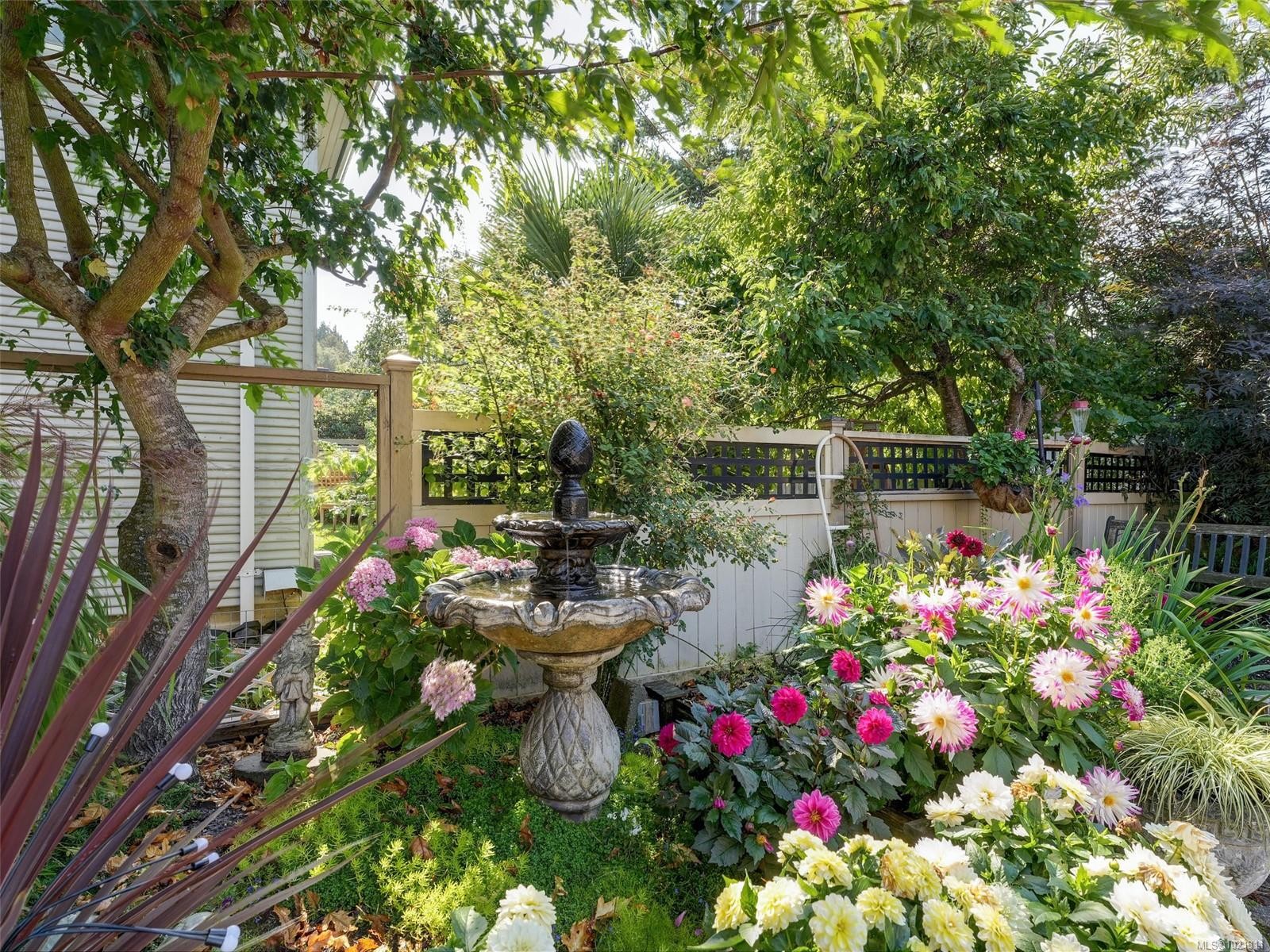 4-209 Superior St, Victoria, BC