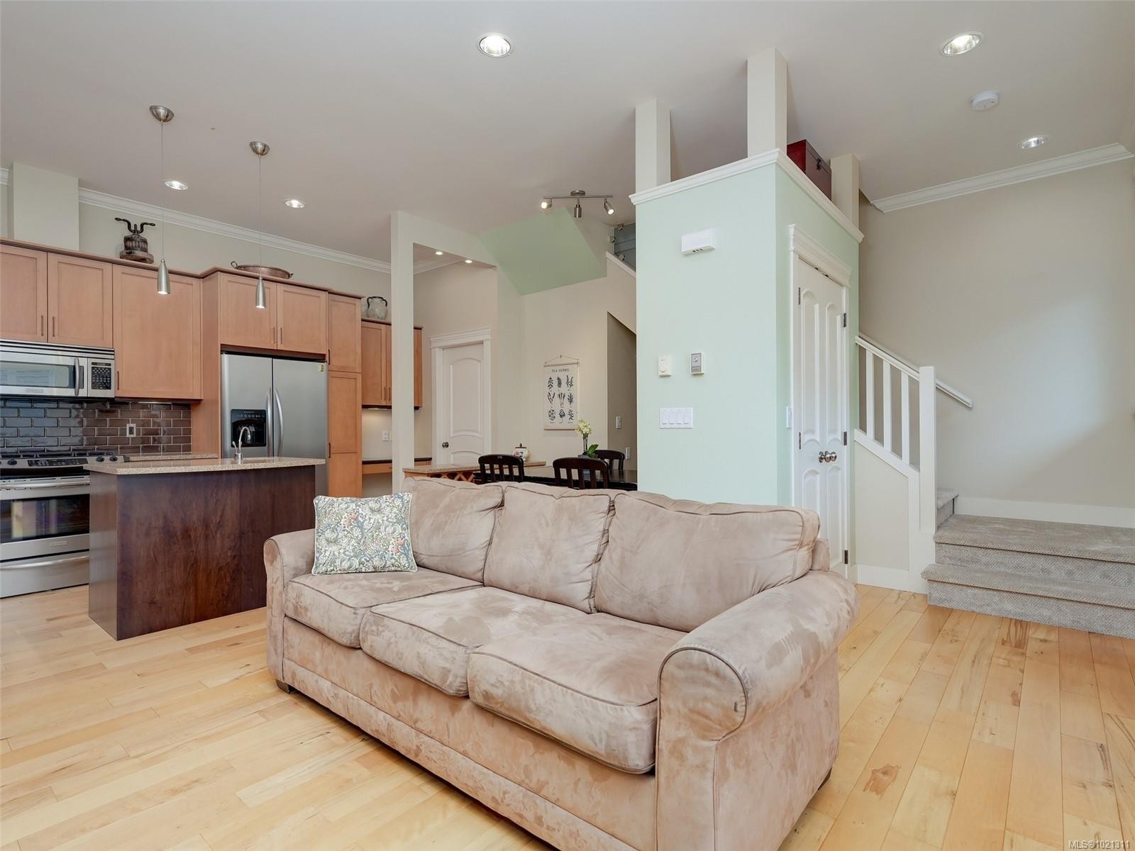 4-209 Superior St, Victoria, BC