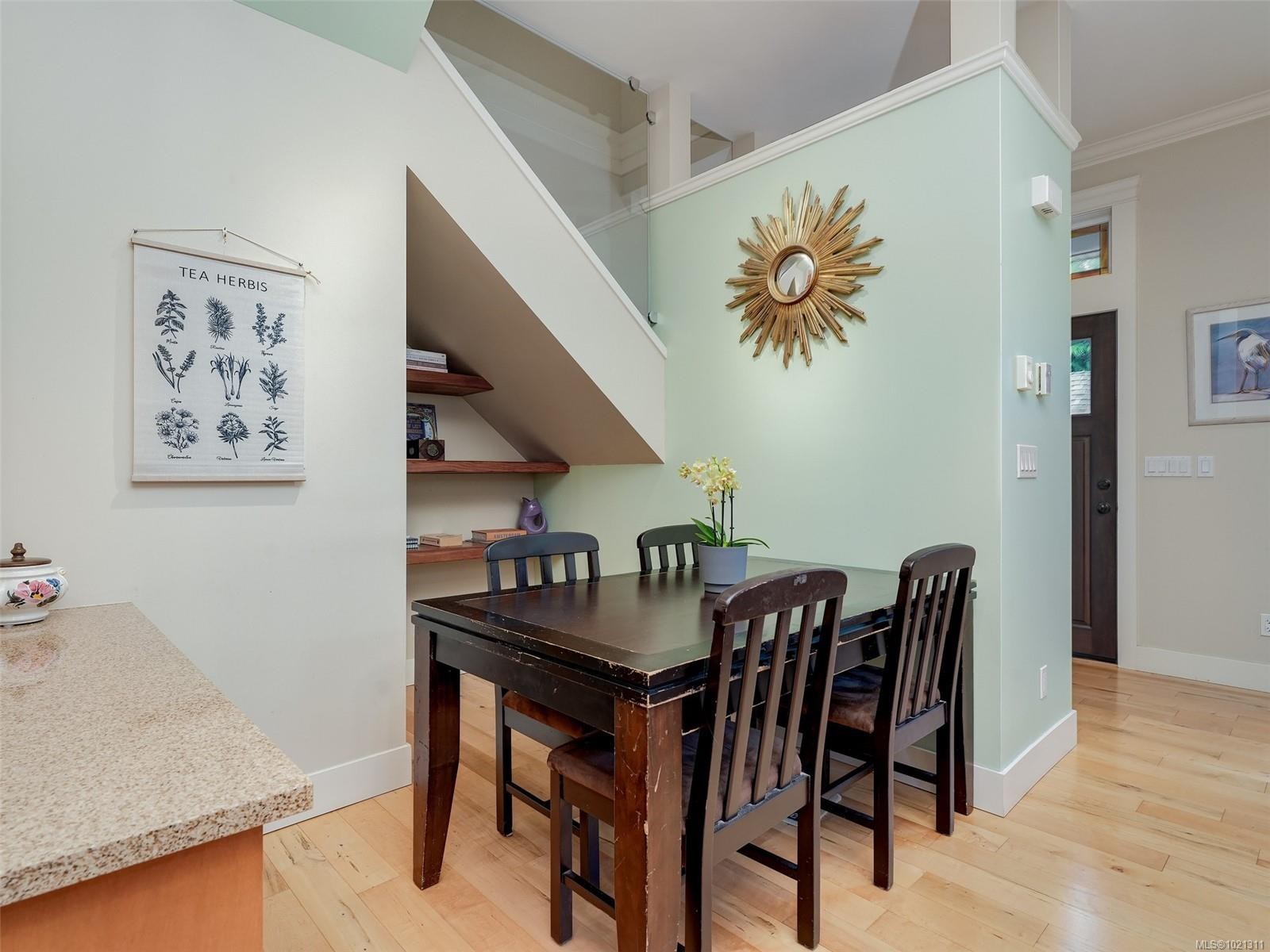 4-209 Superior St, Victoria, BC