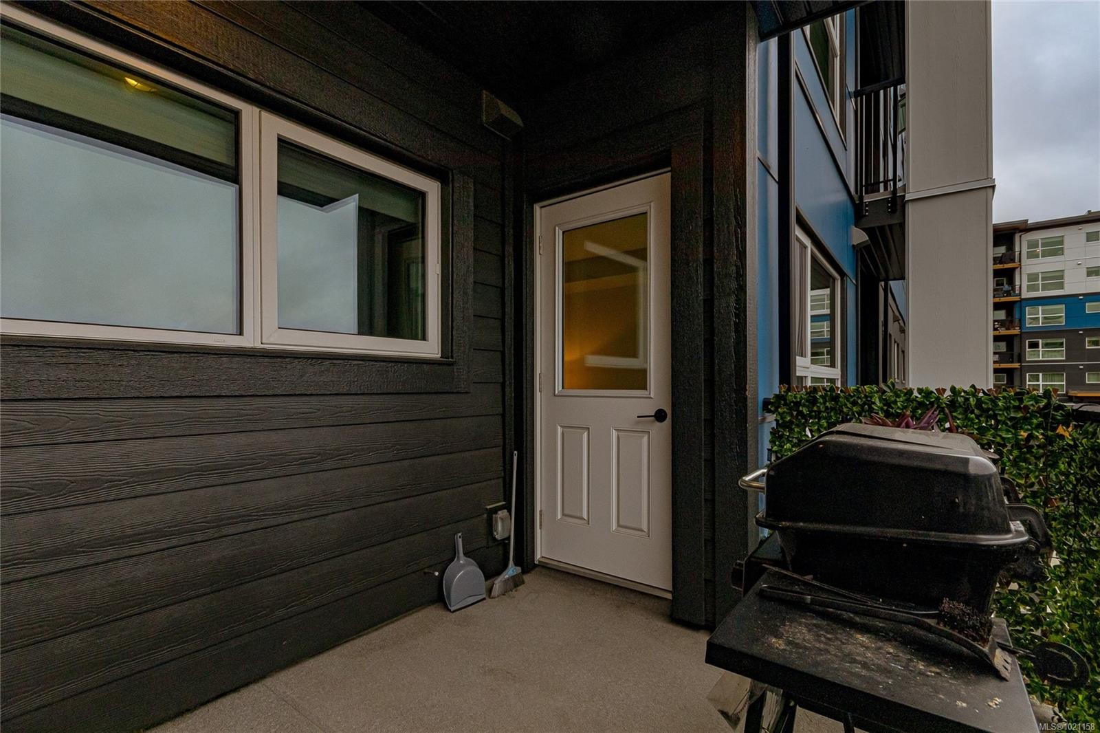 204-2465 Gateway Rd, Langford, BC - Outdoor With Exterior