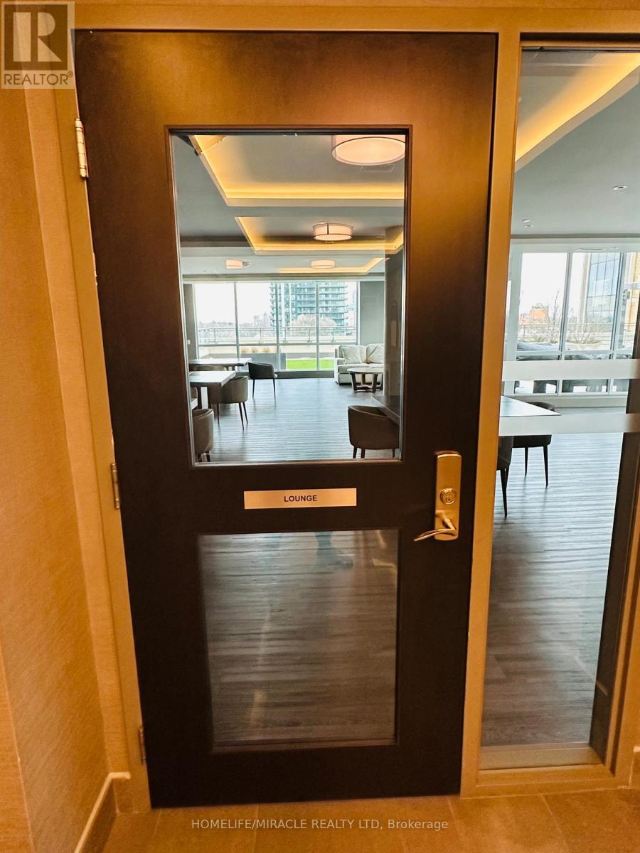 707 - 15 Lynch Street, Brampton, ON - Indoor Photo Showing Other Room