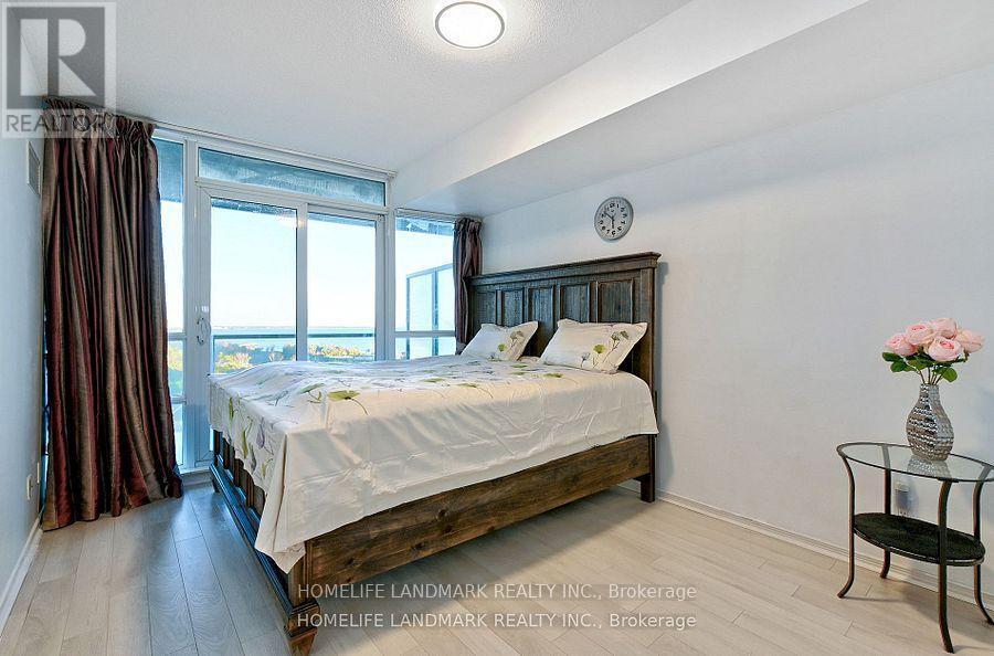 1206 - 2230 Lakeshore Boulevard W, Toronto, ON - Indoor Photo Showing Bedroom