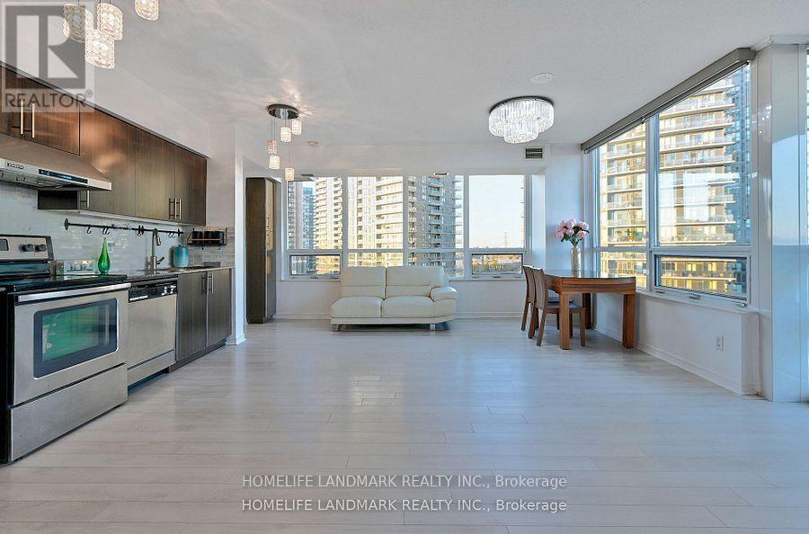 1206 - 2230 Lakeshore Boulevard W, Toronto, ON - Indoor Photo Showing Kitchen