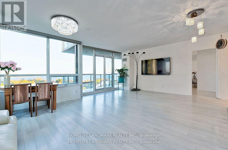 1206 - 2230 Lakeshore Boulevard W, Toronto, ON - Indoor