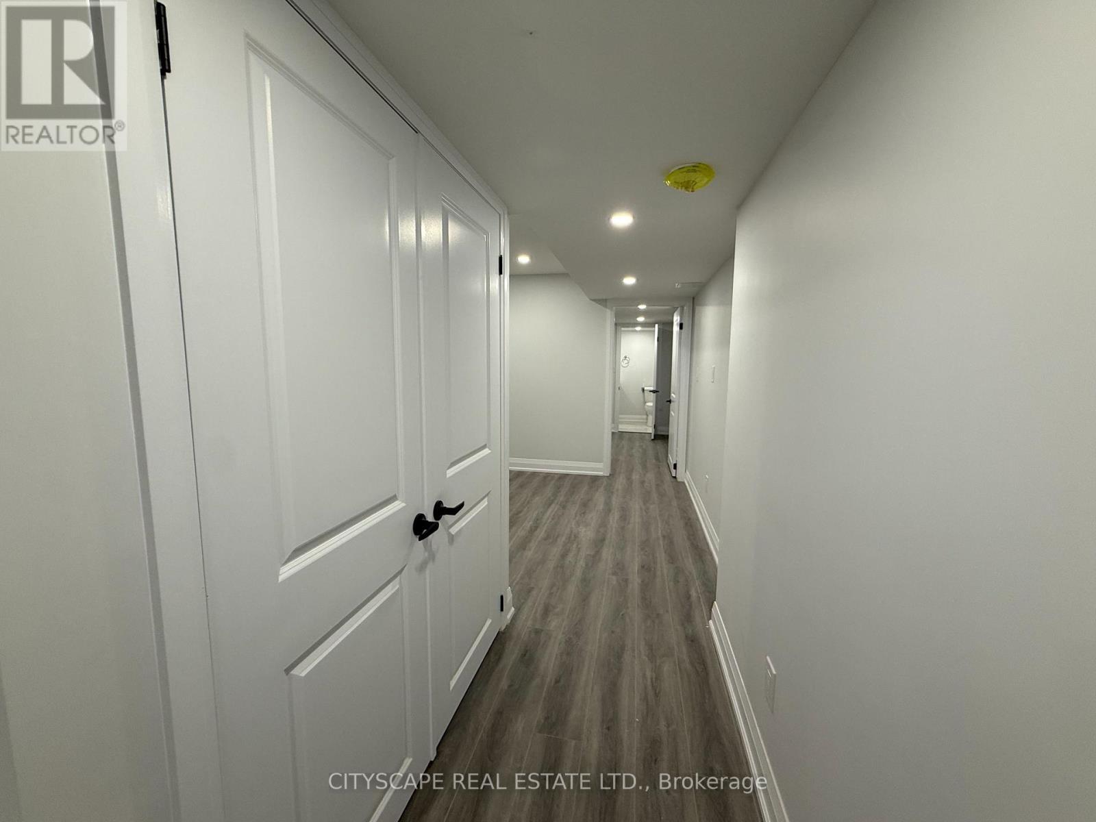 5582 Meadowcrest Avenue, Mississauga, ON - Indoor Photo Showing Other Room