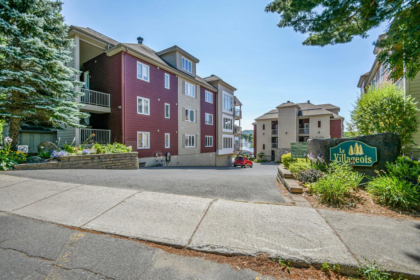 Parking - 5-36 Ch. Du Tour-Du-Lac, Sainte-Agathe-Des-Monts, QC - Outdoor