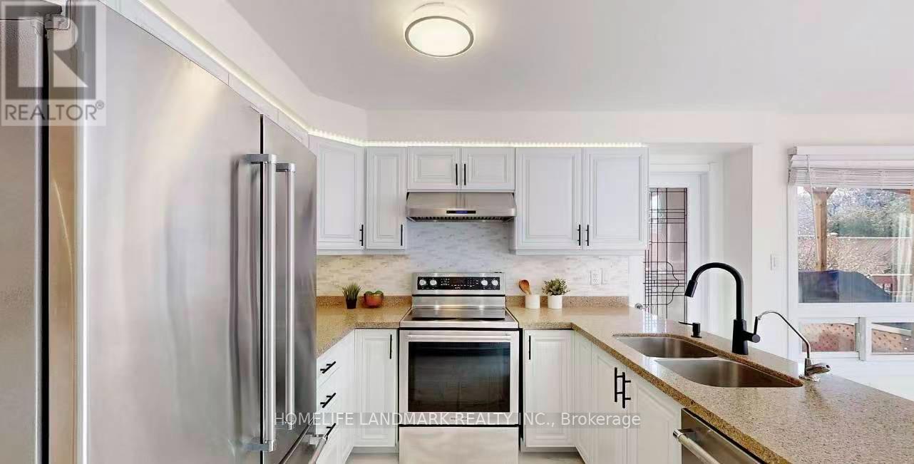 Bsmt - 197 Fincham Avenue, Markham, ON - Indoor Photo Showing Kitchen With Double Sink With Upgraded Kitchen