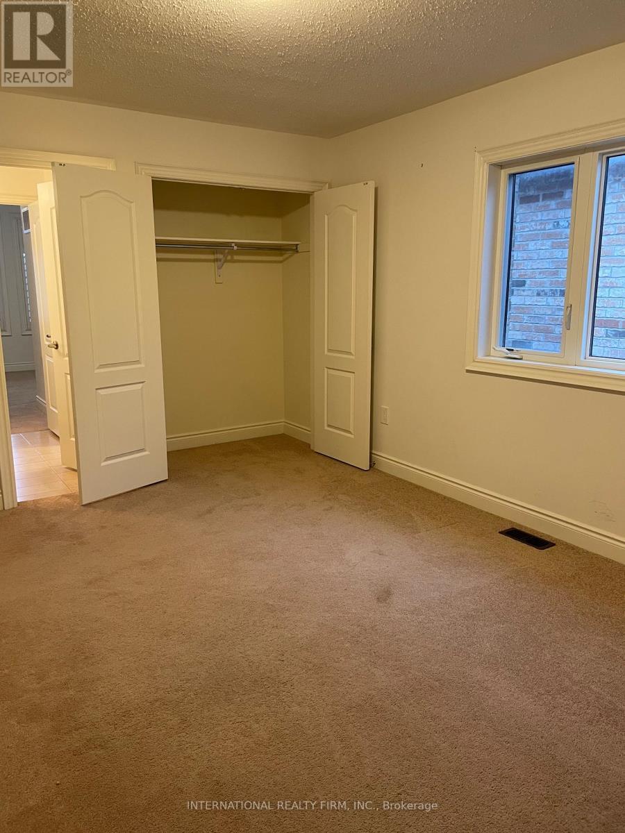 221 Etheridge Avenue N, Milton, ON - Indoor Photo Showing Other Room