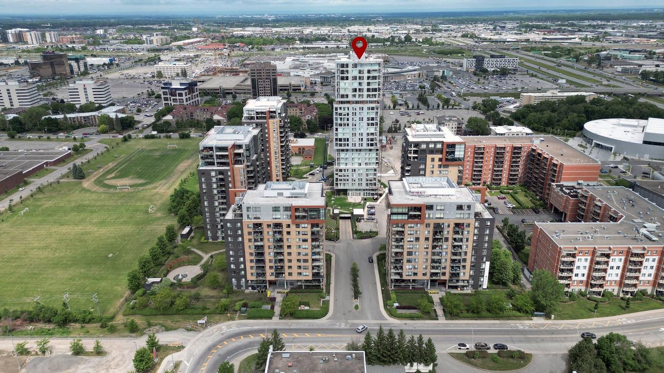 Photo aérienne - 1202-2835 Av. Du Cosmodôme, Laval (Chomedey), QC - Outdoor With View