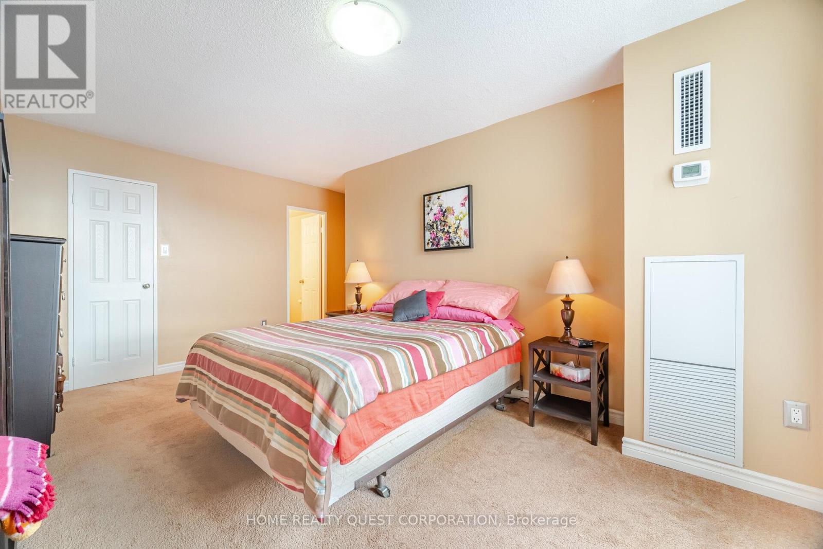 510 - 3170 Kirwin Avenue, Mississauga, ON - Indoor Photo Showing Bedroom
